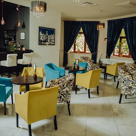 מלון Buczynski Medical &